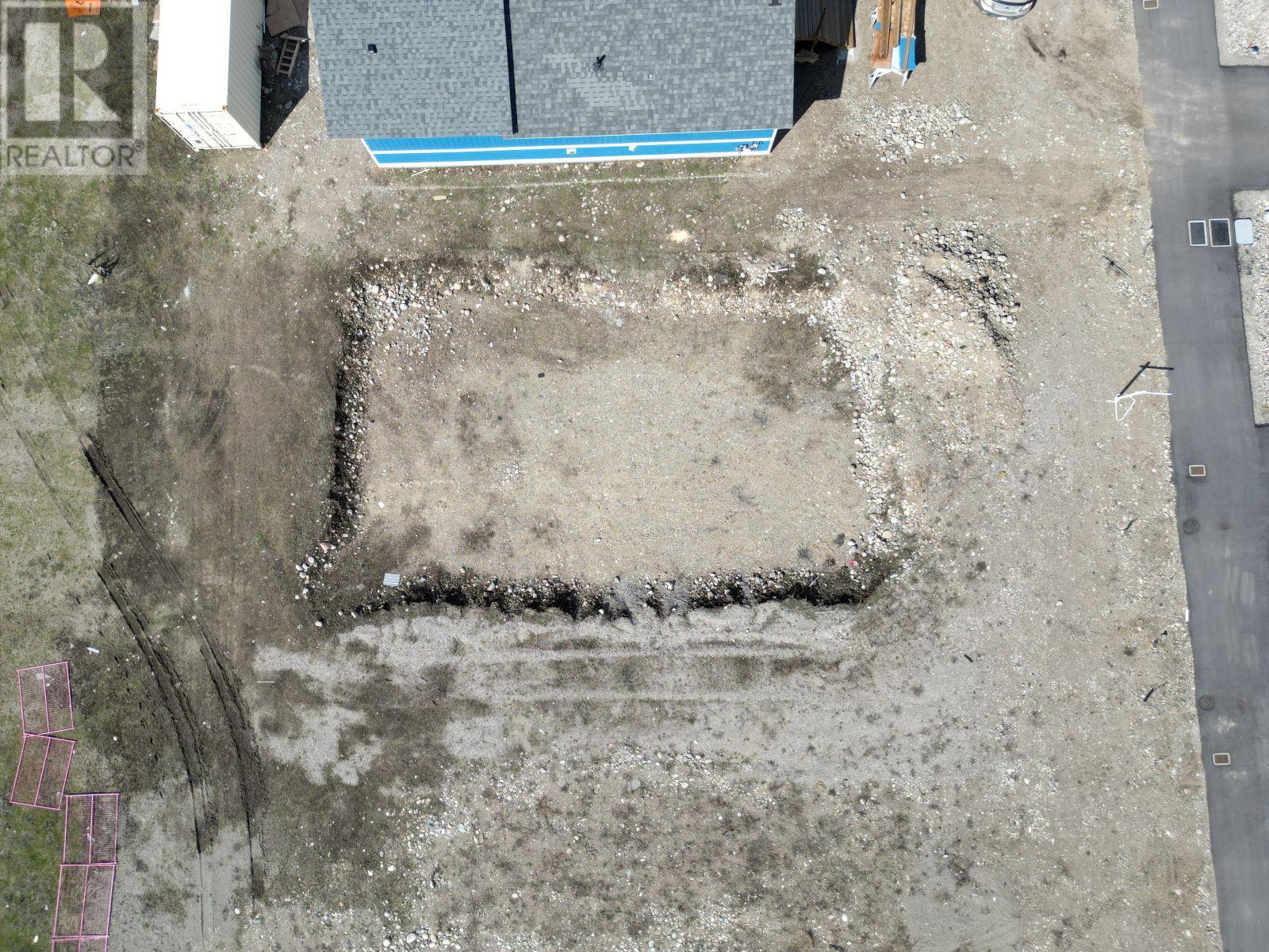 7165 22nd Street, Grand Forks, British Columbia  V0H 1H0 - Photo 5 - 2476562