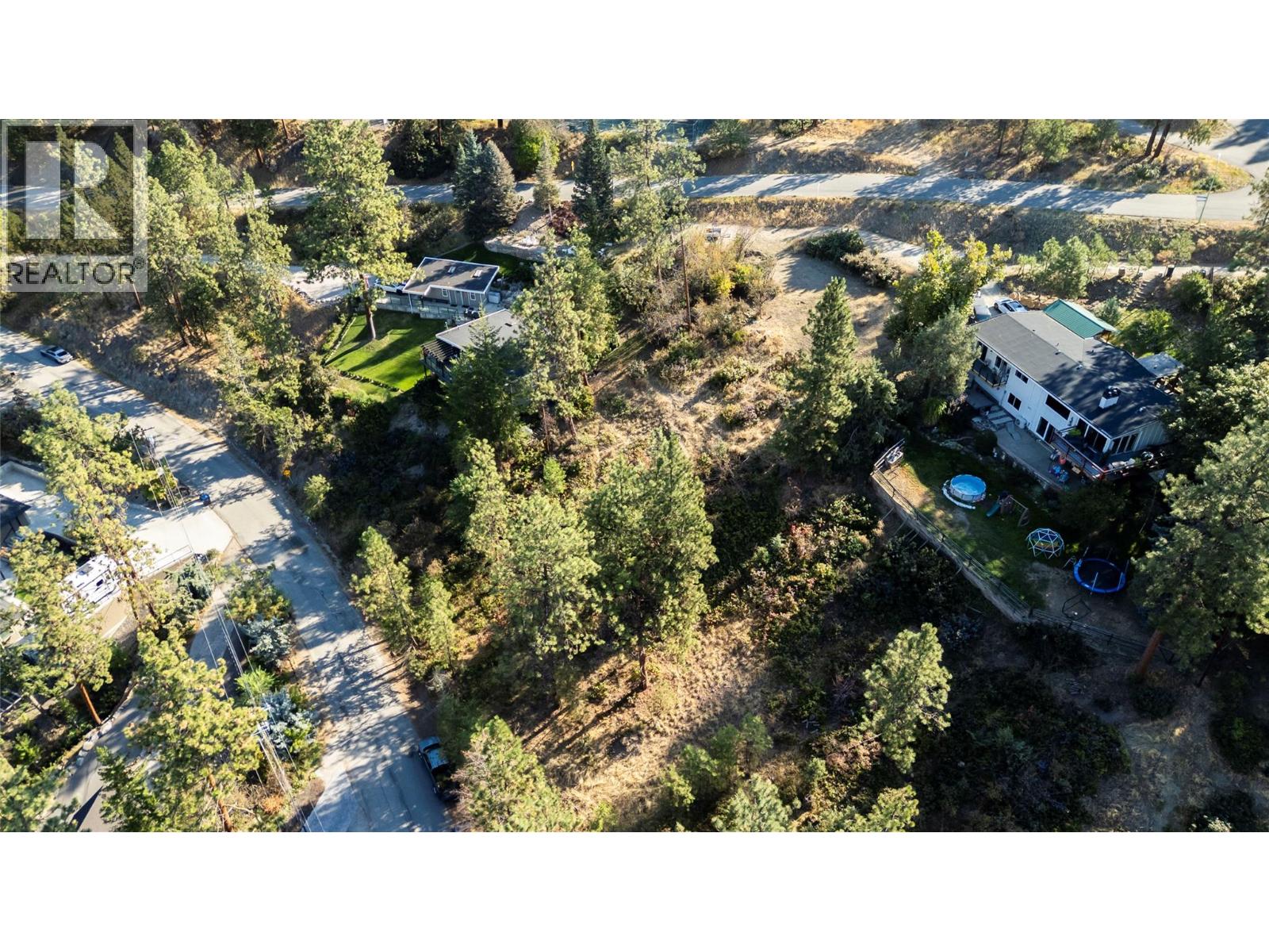 2320 Bennett Road, Kelowna, British Columbia  V1V 2B6 - Photo 14 - 10314087