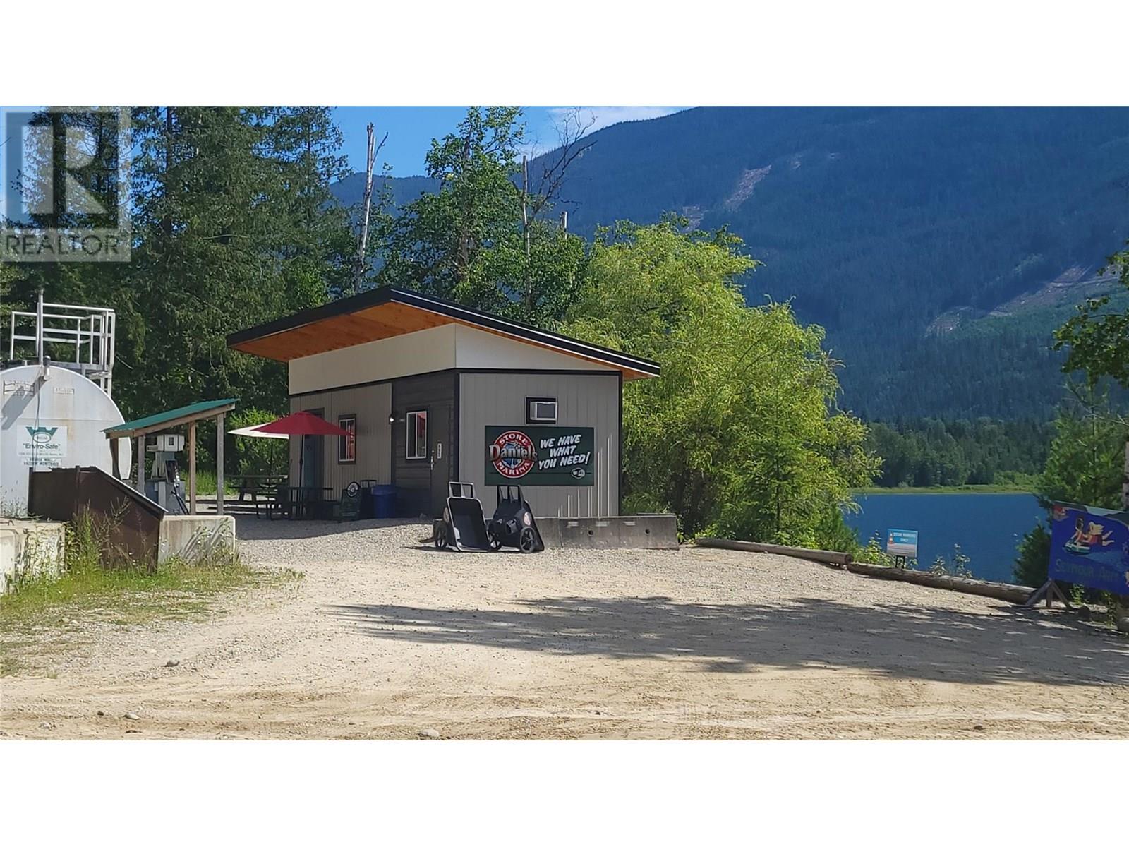 1142 Seymour Arm Bay Road Road, Seymour Arm, British Columbia  V0E 2V2 - Photo 22 - 10314850