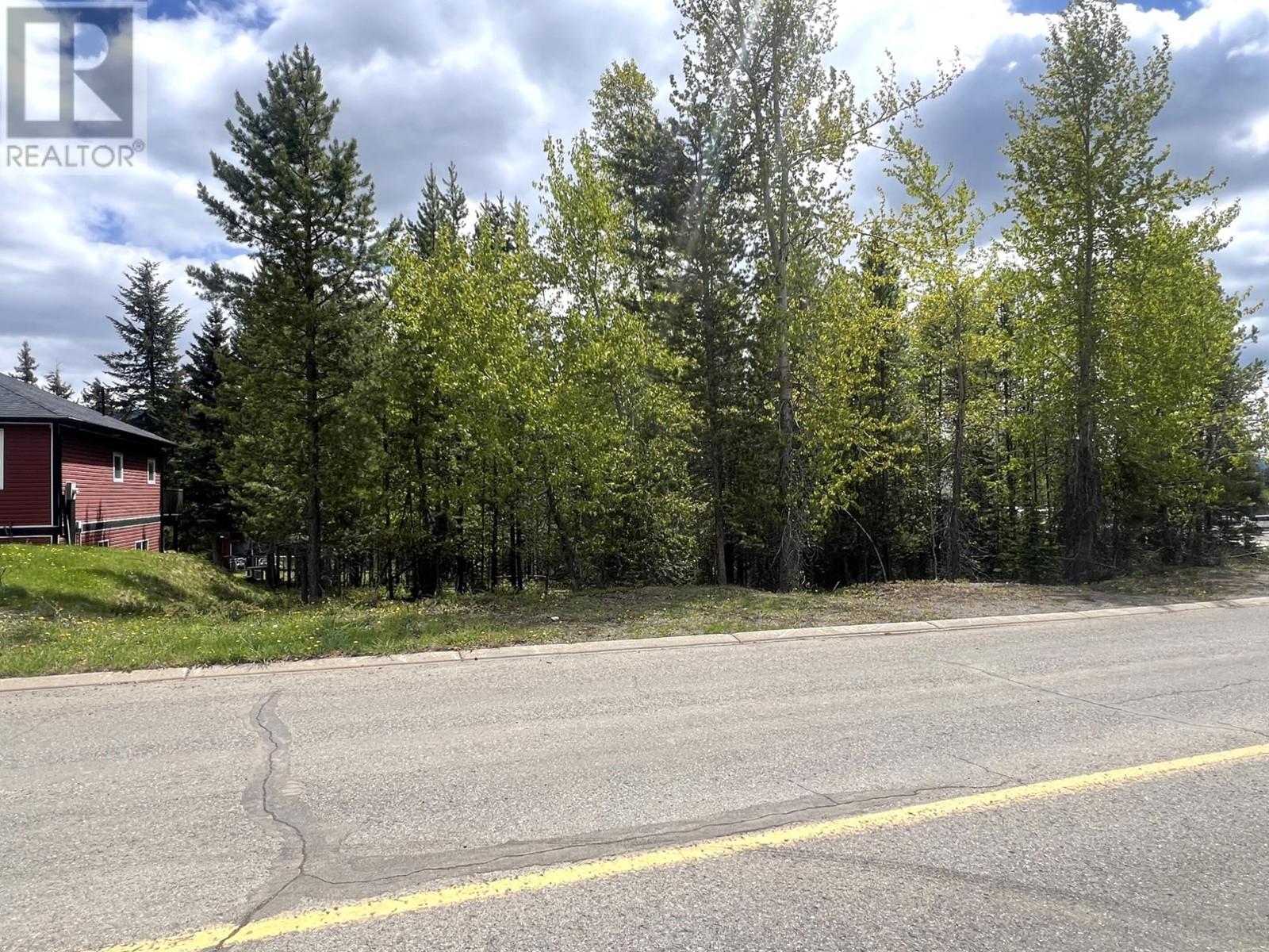 44 Darby Crescent, Elkford, British Columbia  V0B 1H0 - Photo 6 - 2477385