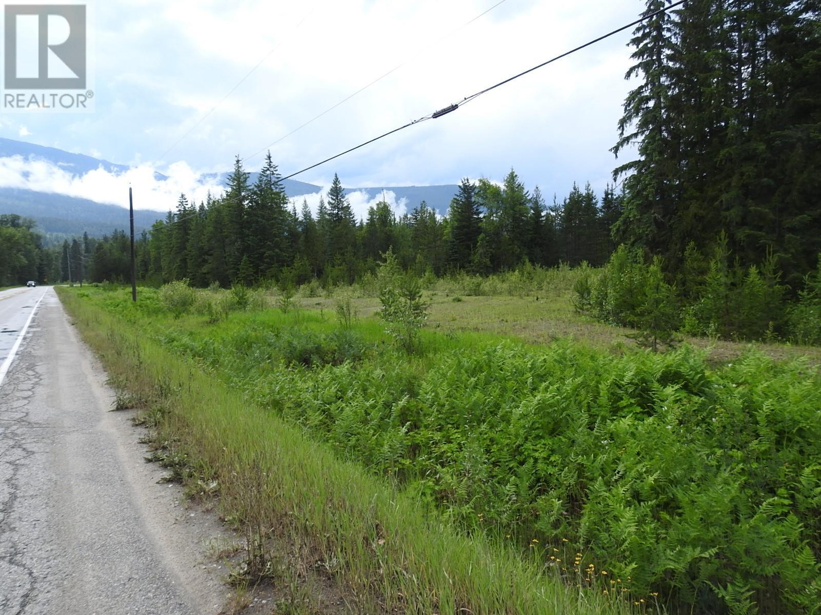 9700 6 Highway, Edgewood, British Columbia  V0G 1J0 - Photo 15 - 2477581