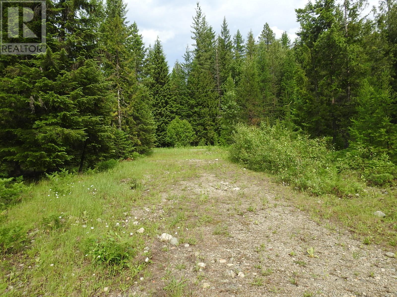 9700 6 Highway, Edgewood, British Columbia  V0G 1J0 - Photo 18 - 2477581