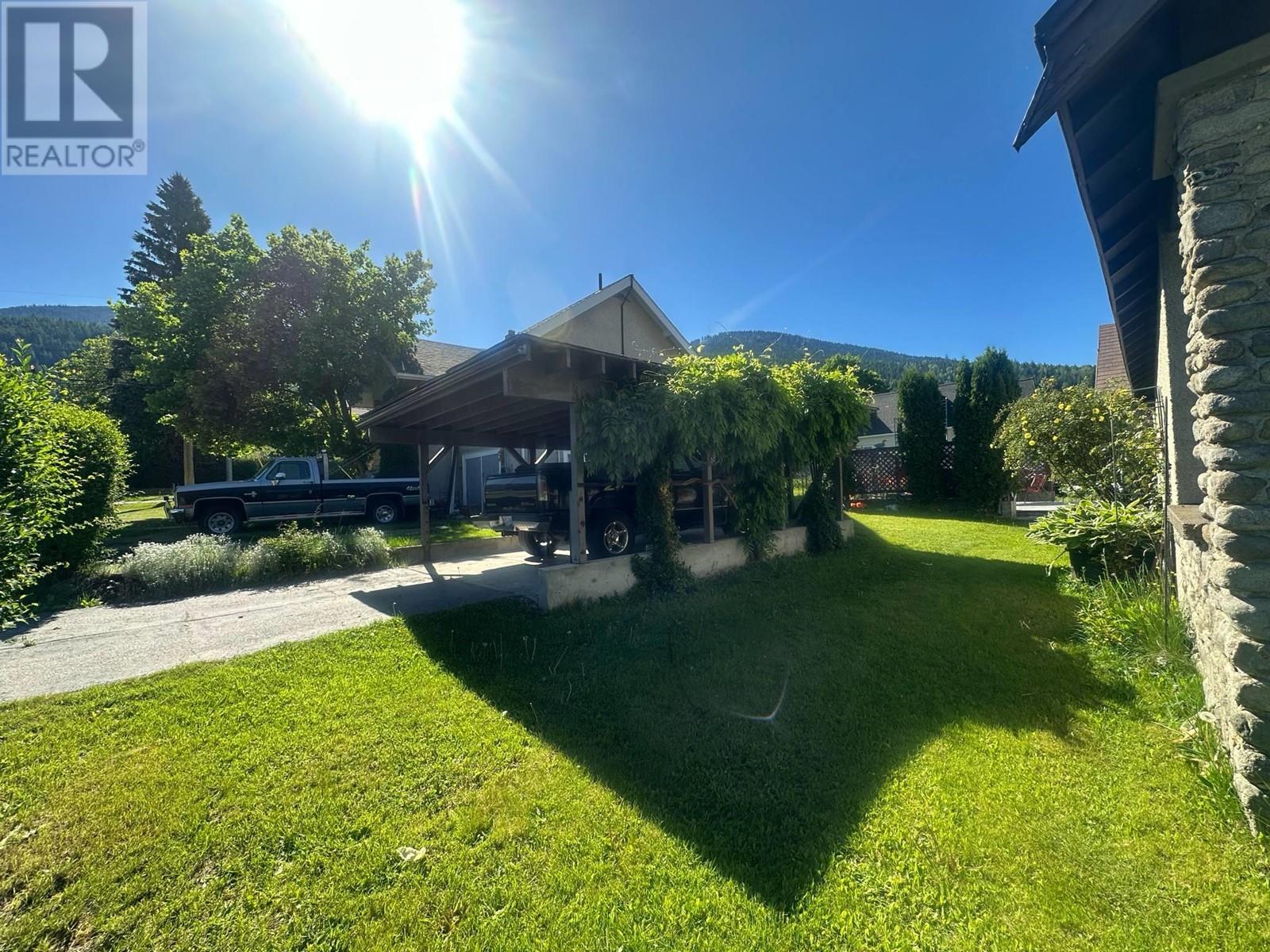 510 Kokanee Avenue, Nelson, British Columbia  V1L 3P1 - Photo 35 - 2478066