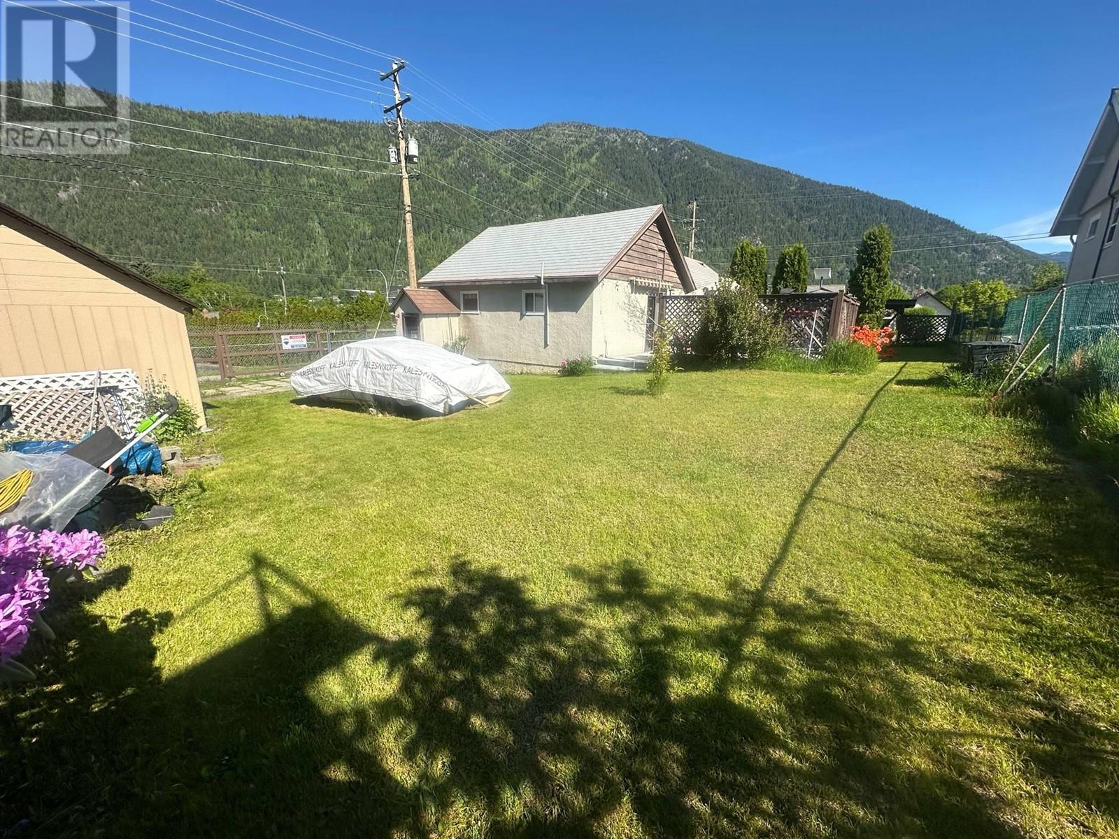 510 Kokanee Avenue, Nelson, British Columbia  V1L 3P1 - Photo 36 - 2478066