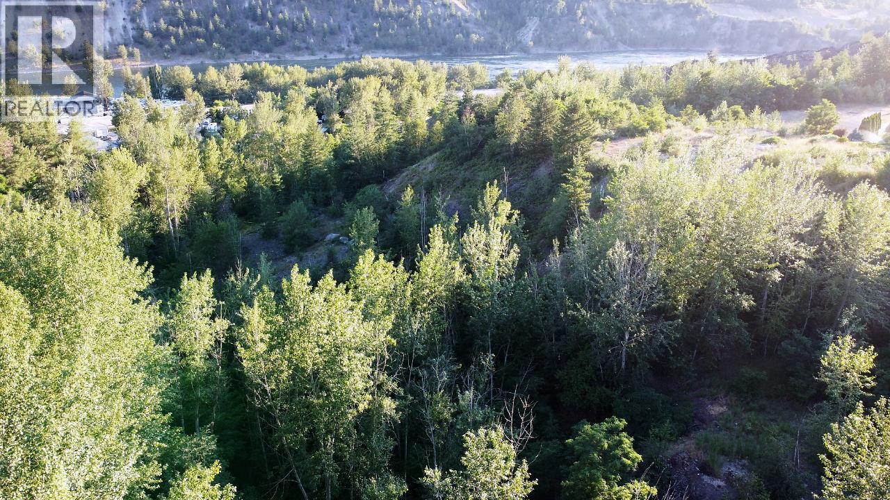 8000 Devito Drive, Trail, British Columbia  V1R 4W2 - Photo 27 - 2478165