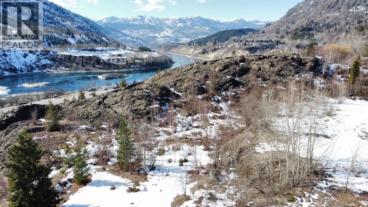 8000 Devito Drive, Trail, British Columbia  V1R 4W2 - Photo 33 - 2478165