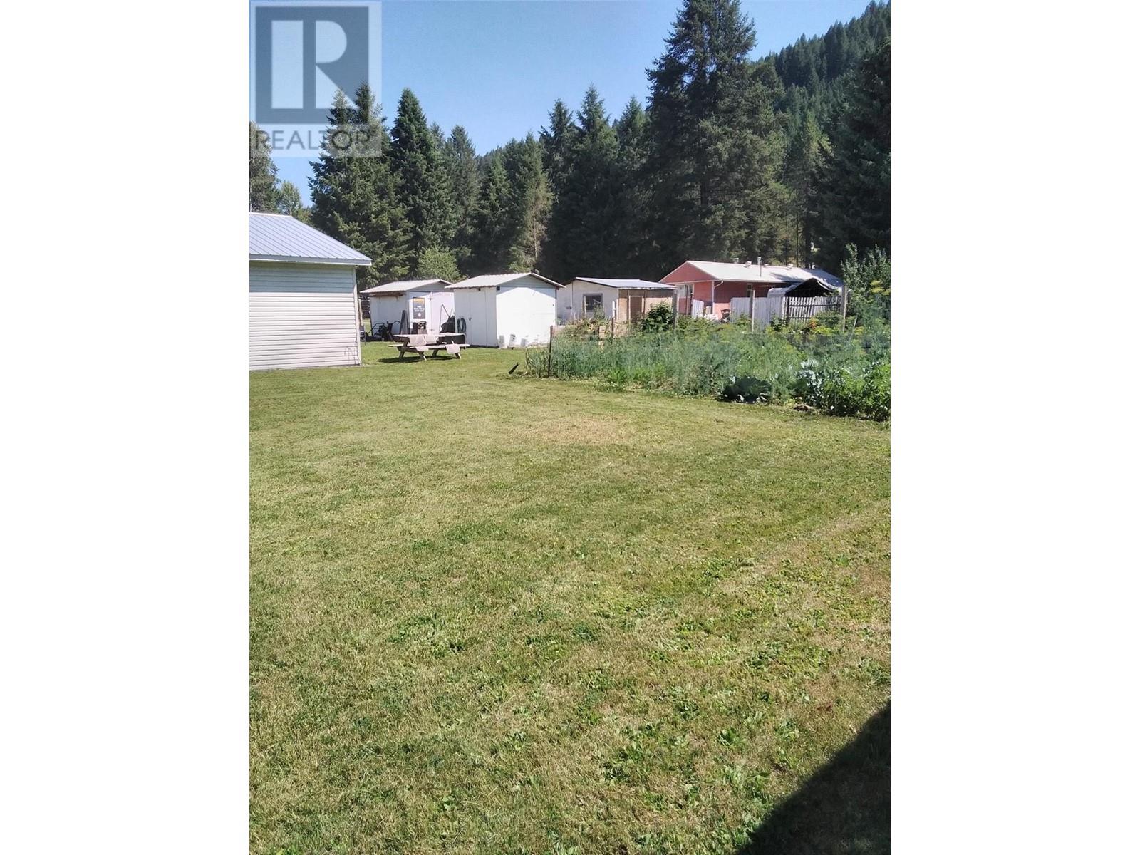 618 Kimberley Avenue N, Greenwood, British Columbia  V0H 1J0 - Photo 13 - 2478493