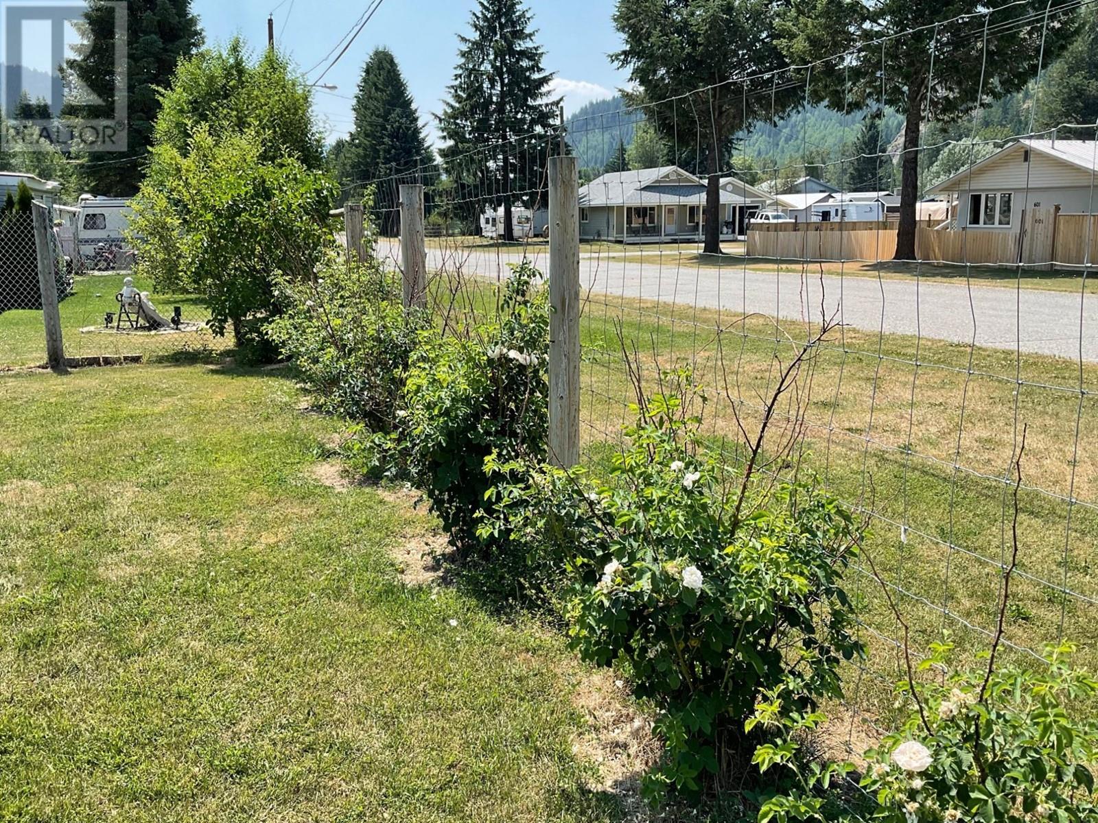 618 Kimberley Avenue N, Greenwood, British Columbia  V0H 1J0 - Photo 7 - 2478493