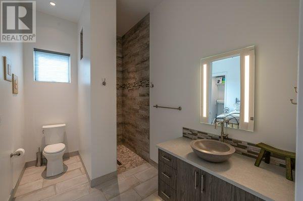 88 Lakeshore Drive Unit# 301, Penticton, British Columbia  V2A 1B5 - Photo 14 - 10320319