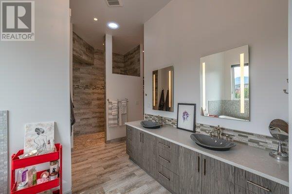 88 Lakeshore Drive Unit# 301, Penticton, British Columbia  V2A 1B5 - Photo 22 - 10320319