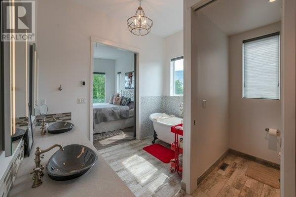 88 Lakeshore Drive Unit# 301, Penticton, British Columbia  V2A 1B5 - Photo 25 - 10320319