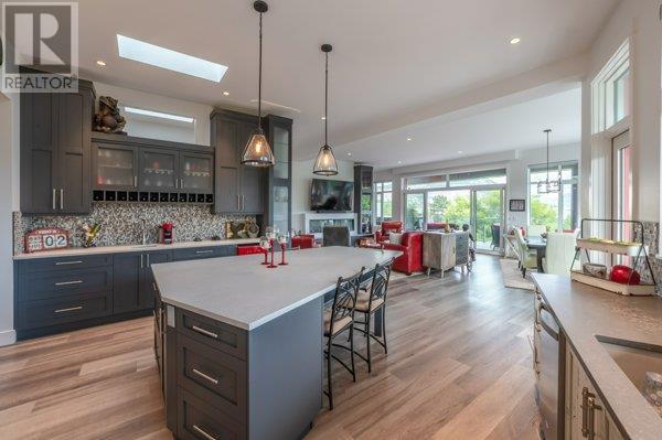 88 Lakeshore Drive Unit# 301, Penticton, British Columbia  V2A 1B5 - Photo 30 - 10320319