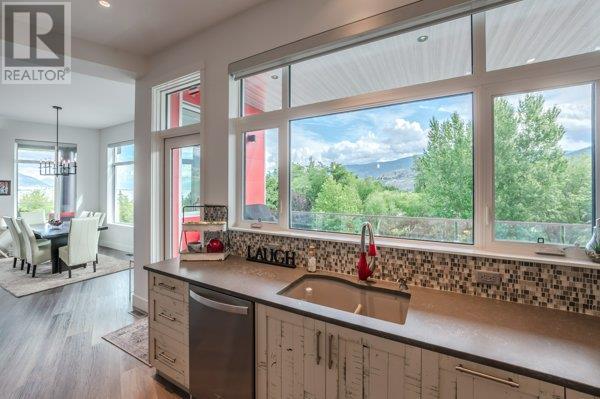 88 Lakeshore Drive Unit# 301, Penticton, British Columbia  V2A 1B5 - Photo 32 - 10320319