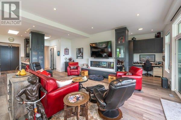88 Lakeshore Drive Unit# 301, Penticton, British Columbia  V2A 1B5 - Photo 35 - 10320319