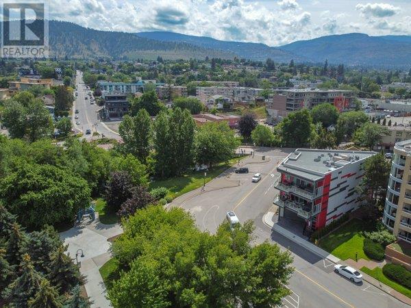 88 Lakeshore Drive Unit# 301, Penticton, British Columbia  V2A 1B5 - Photo 4 - 10320319