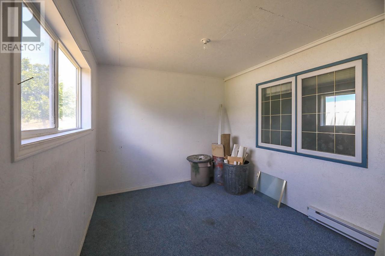 1260 Broughton Avenue, Penticton, British Columbia  V2A 8S9 - Photo 40 - 10320576