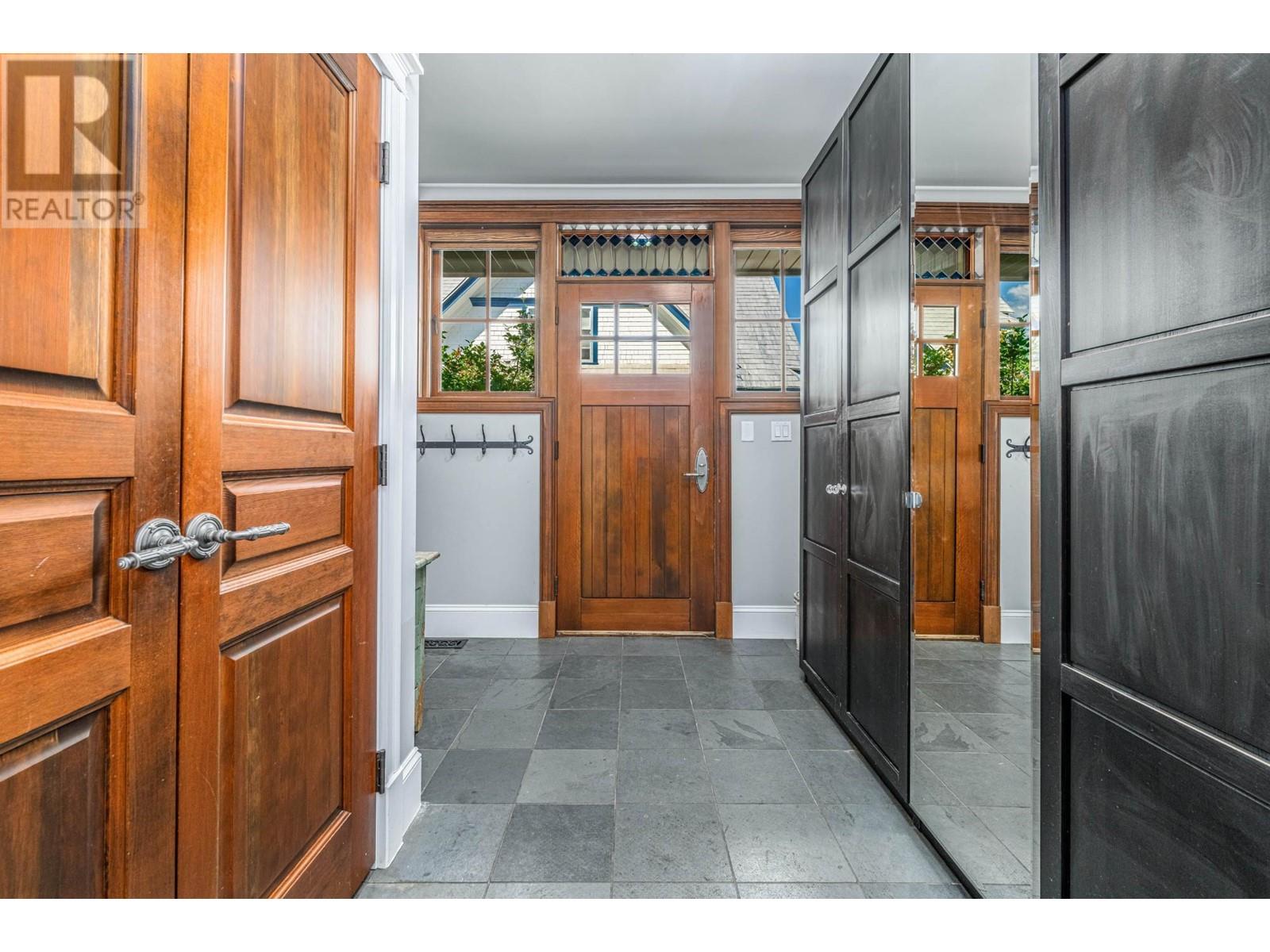 622 5th Avenue, Fernie, British Columbia  V0B 1M0 - Photo 27 - 2478749