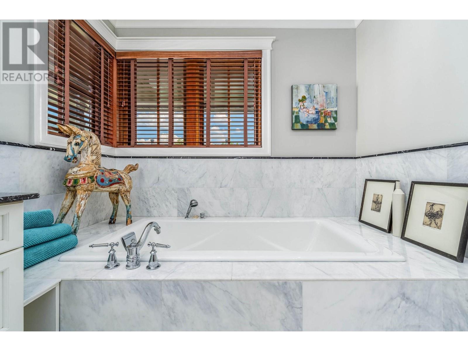 622 5th Avenue, Fernie, British Columbia  V0B 1M0 - Photo 33 - 2478749