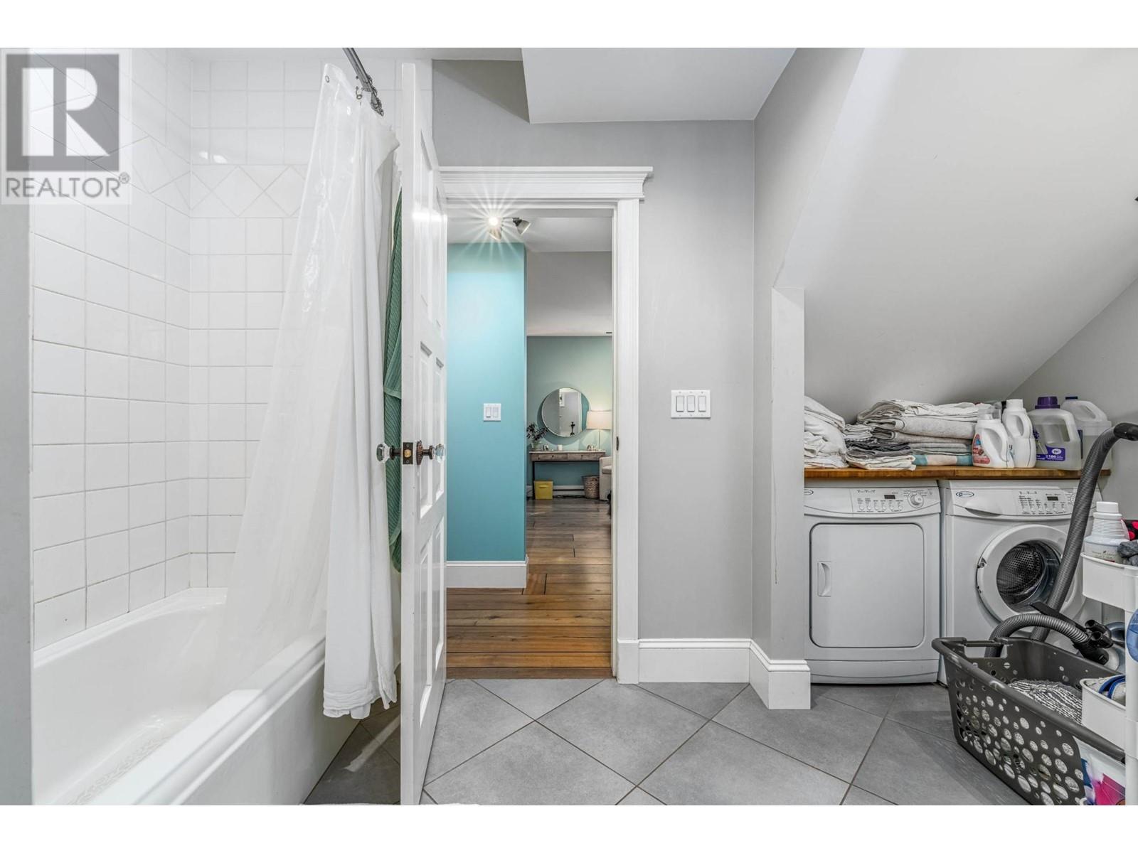 622 5th Avenue, Fernie, British Columbia  V0B 1M0 - Photo 52 - 2478749