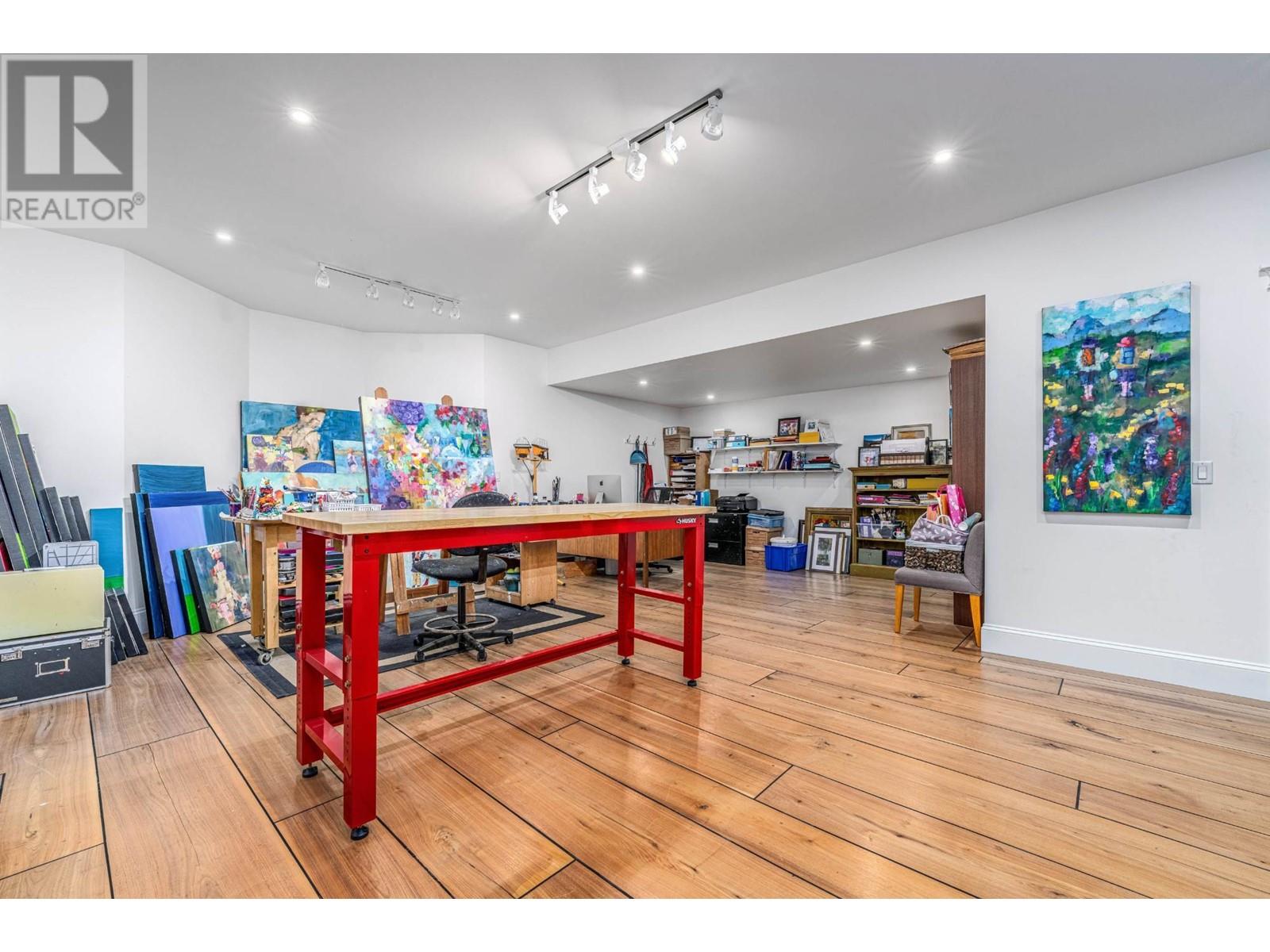 622 5th Avenue, Fernie, British Columbia  V0B 1M0 - Photo 53 - 2478749