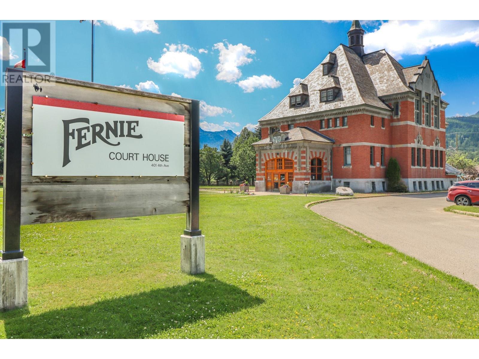 622 5th Avenue, Fernie, British Columbia  V0B 1M0 - Photo 77 - 2478749