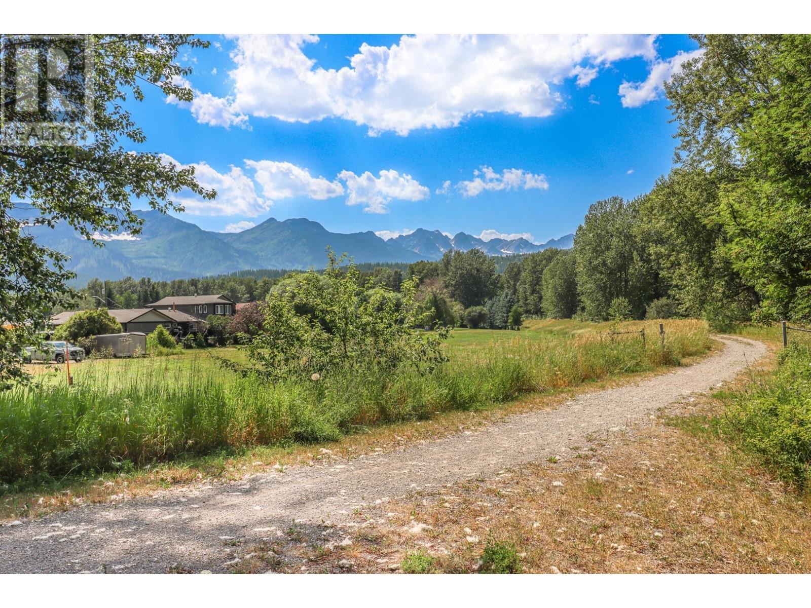 622 5th Avenue, Fernie, British Columbia  V0B 1M0 - Photo 90 - 2478749