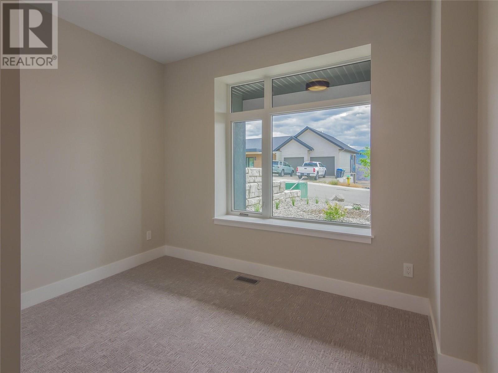 2752 Hawthorn Drive, Penticton, British Columbia  V2A 0C2 - Photo 11 - 10320700