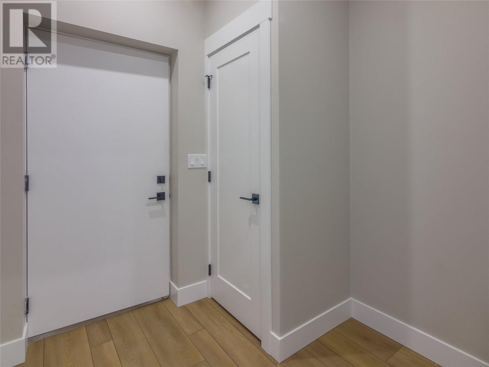 2752 Hawthorn Drive, Penticton, British Columbia  V2A 0C2 - Photo 16 - 10320700