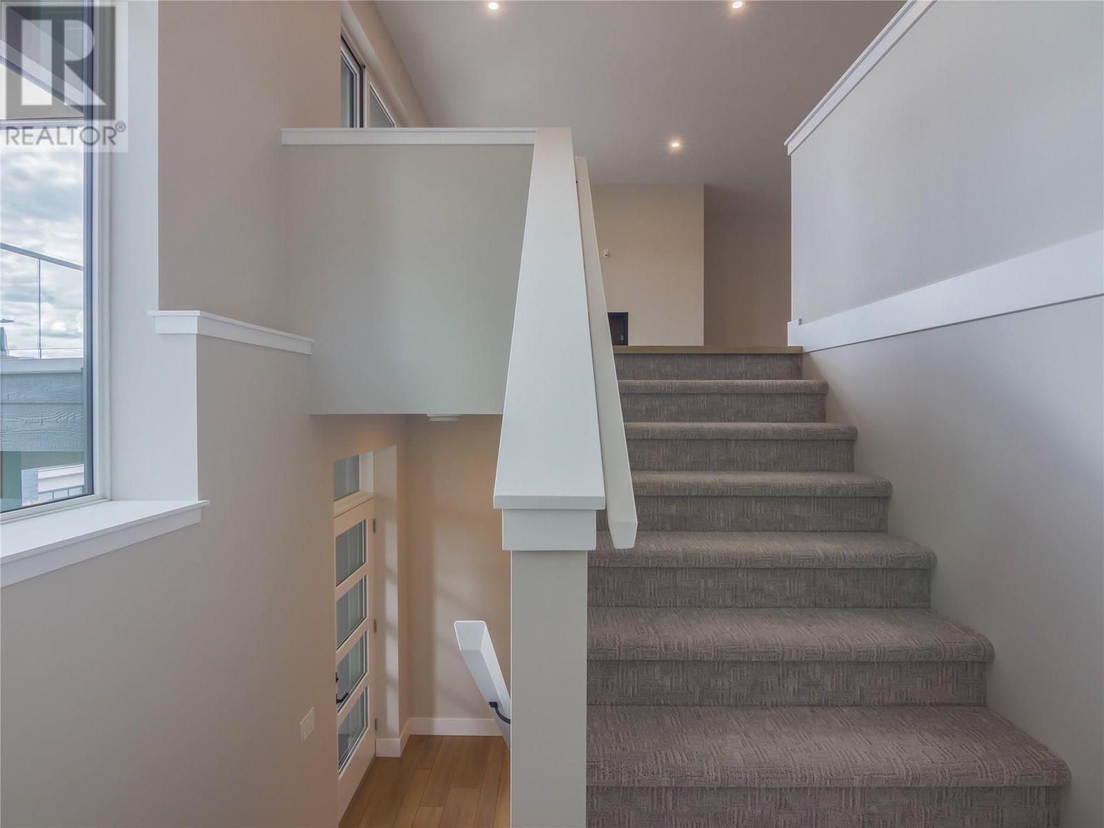 2752 Hawthorn Drive, Penticton, British Columbia  V2A 0C2 - Photo 19 - 10320700