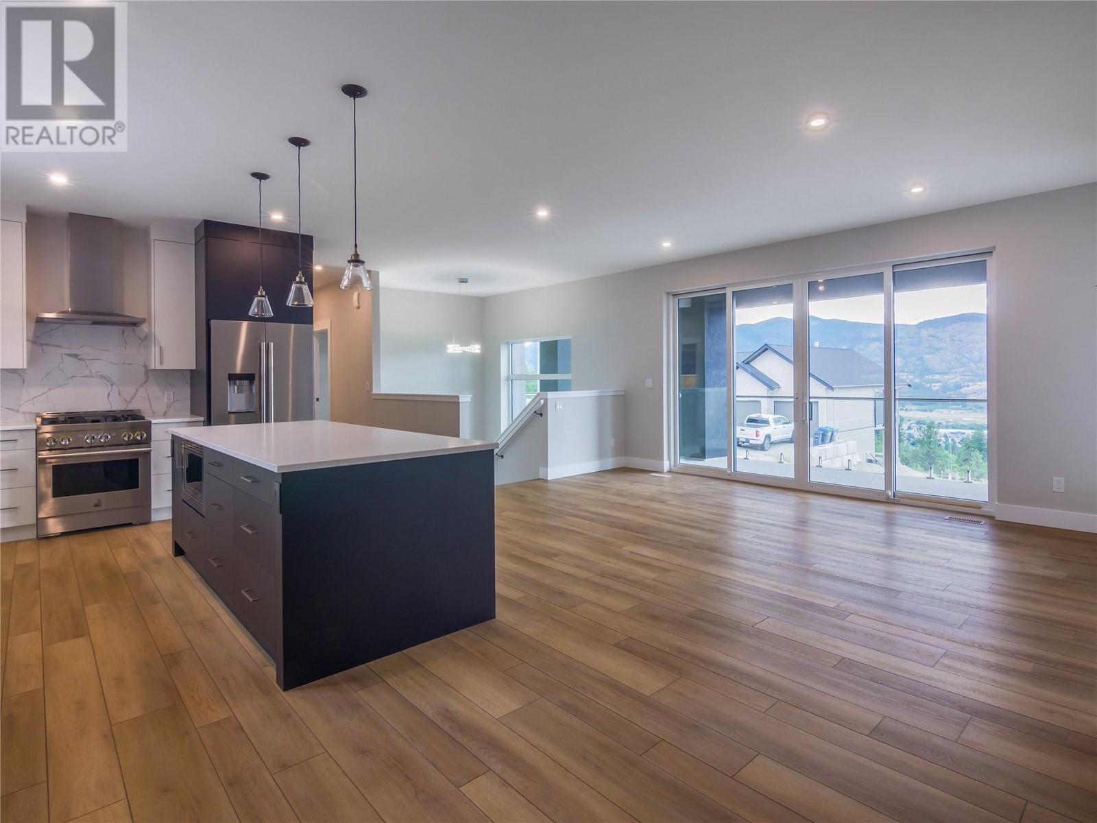 2752 Hawthorn Drive, Penticton, British Columbia  V2A 0C2 - Photo 26 - 10320700