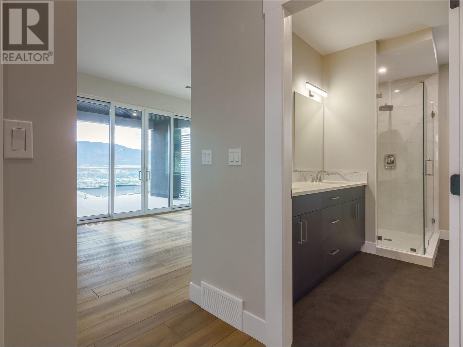 2752 Hawthorn Drive, Penticton, British Columbia  V2A 0C2 - Photo 39 - 10320700