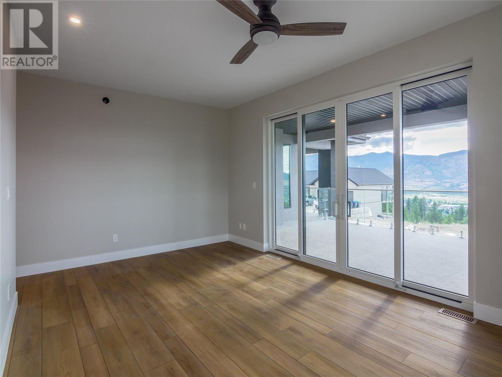 2752 Hawthorn Drive, Penticton, British Columbia  V2A 0C2 - Photo 41 - 10320700