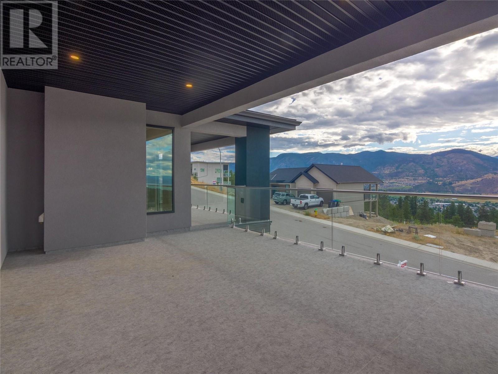2752 Hawthorn Drive, Penticton, British Columbia  V2A 0C2 - Photo 44 - 10320700