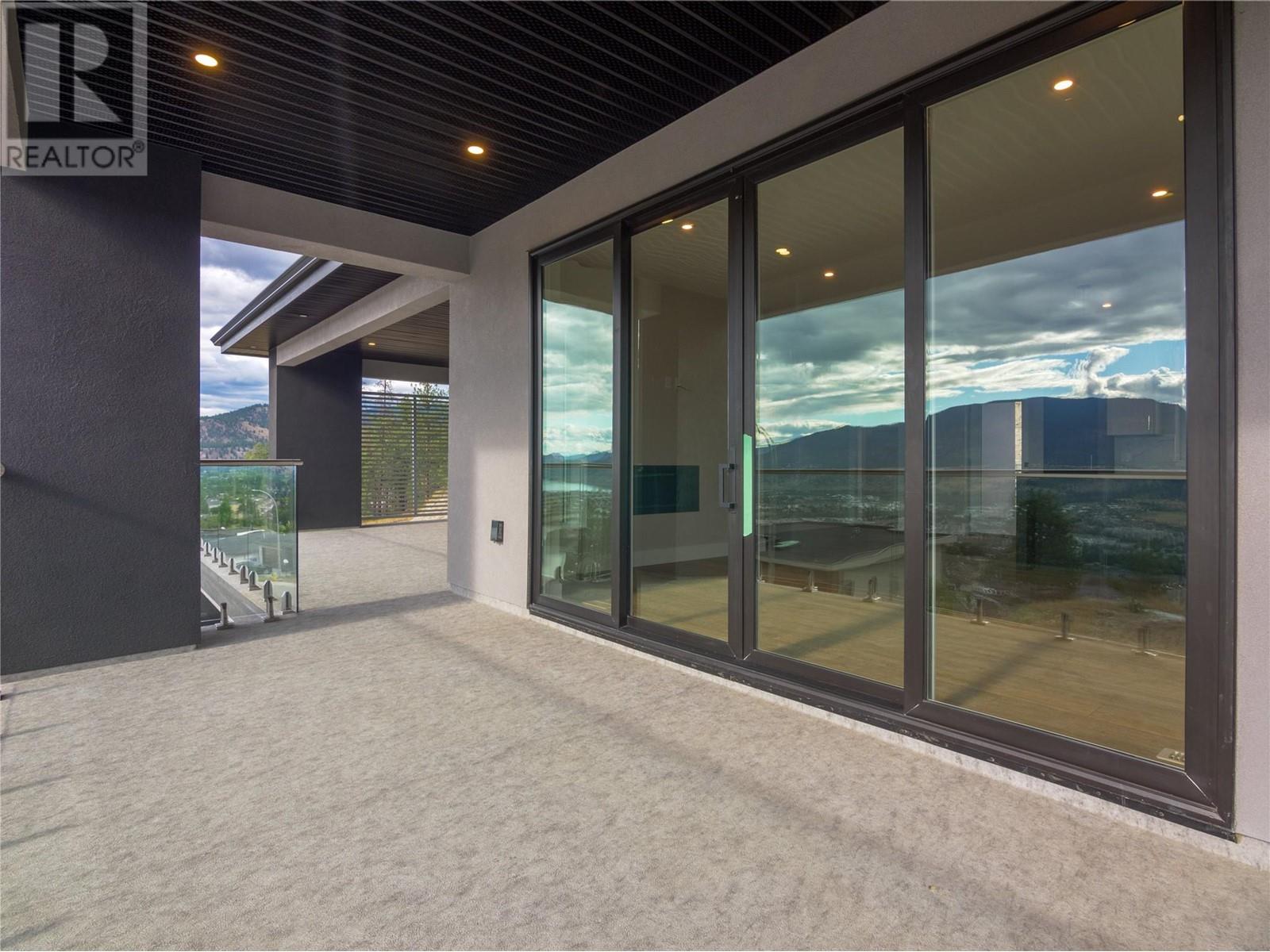 2752 Hawthorn Drive, Penticton, British Columbia  V2A 0C2 - Photo 49 - 10320700