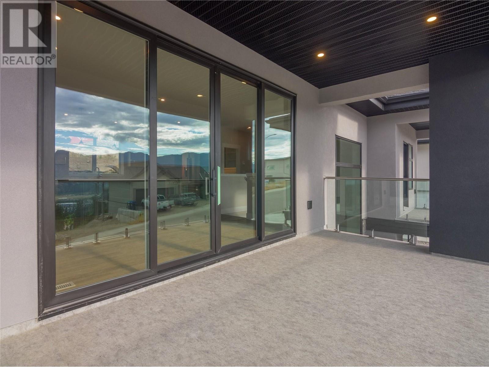 2752 Hawthorn Drive, Penticton, British Columbia  V2A 0C2 - Photo 50 - 10320700