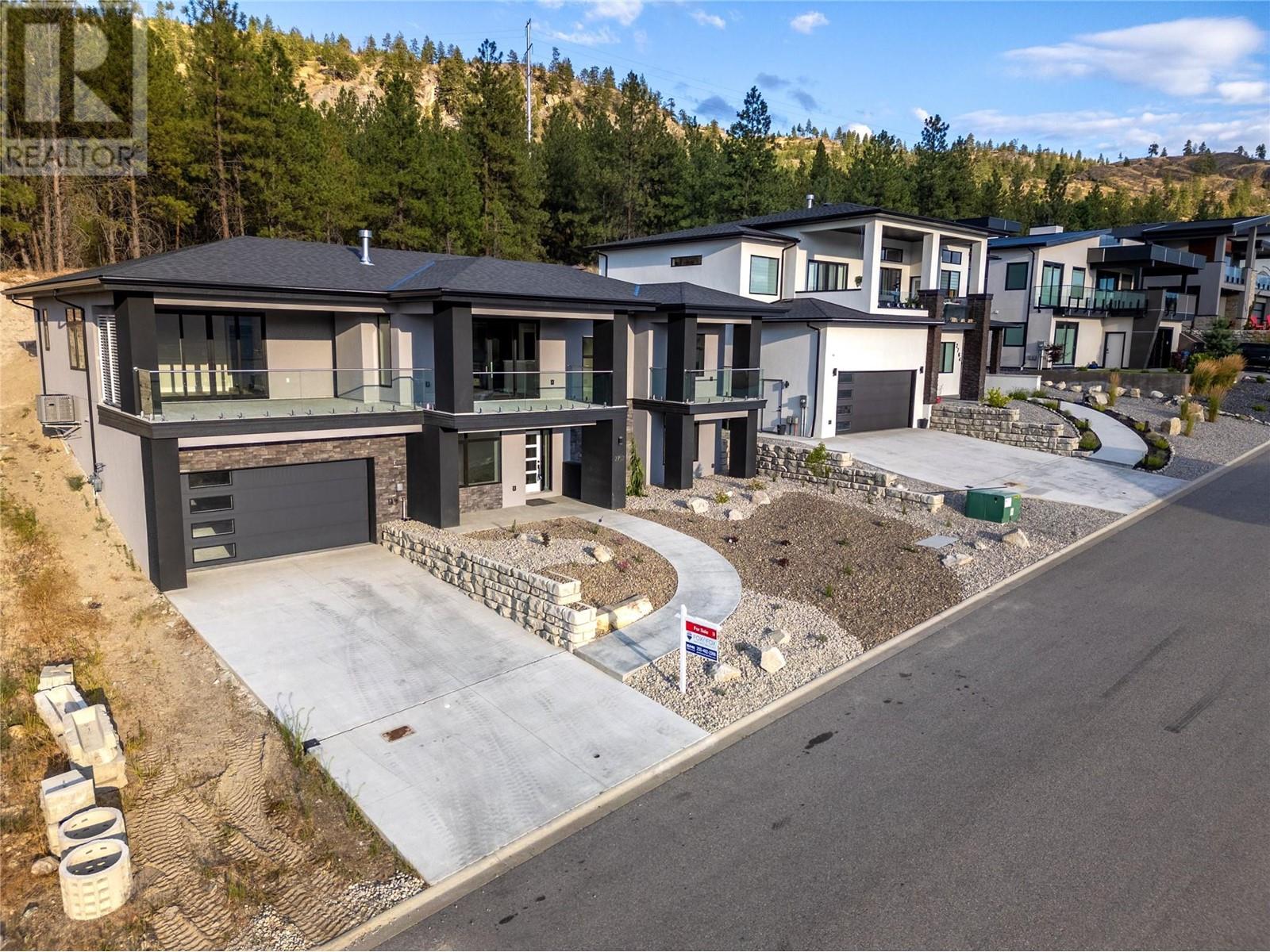 2752 Hawthorn Drive, Penticton, British Columbia  V2A 0C2 - Photo 62 - 10320700