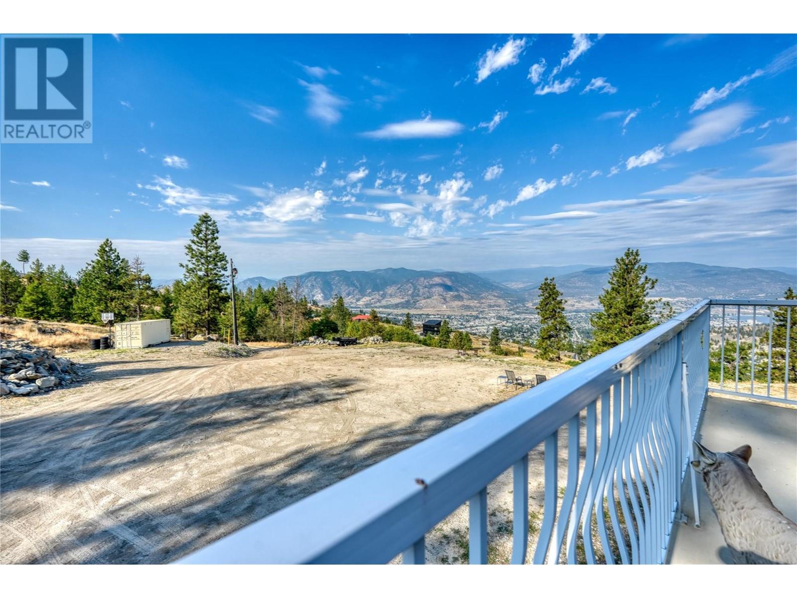 2063 Carmi Road, Penticton, British Columbia  V2A 8V5 - Photo 13 - 10322902