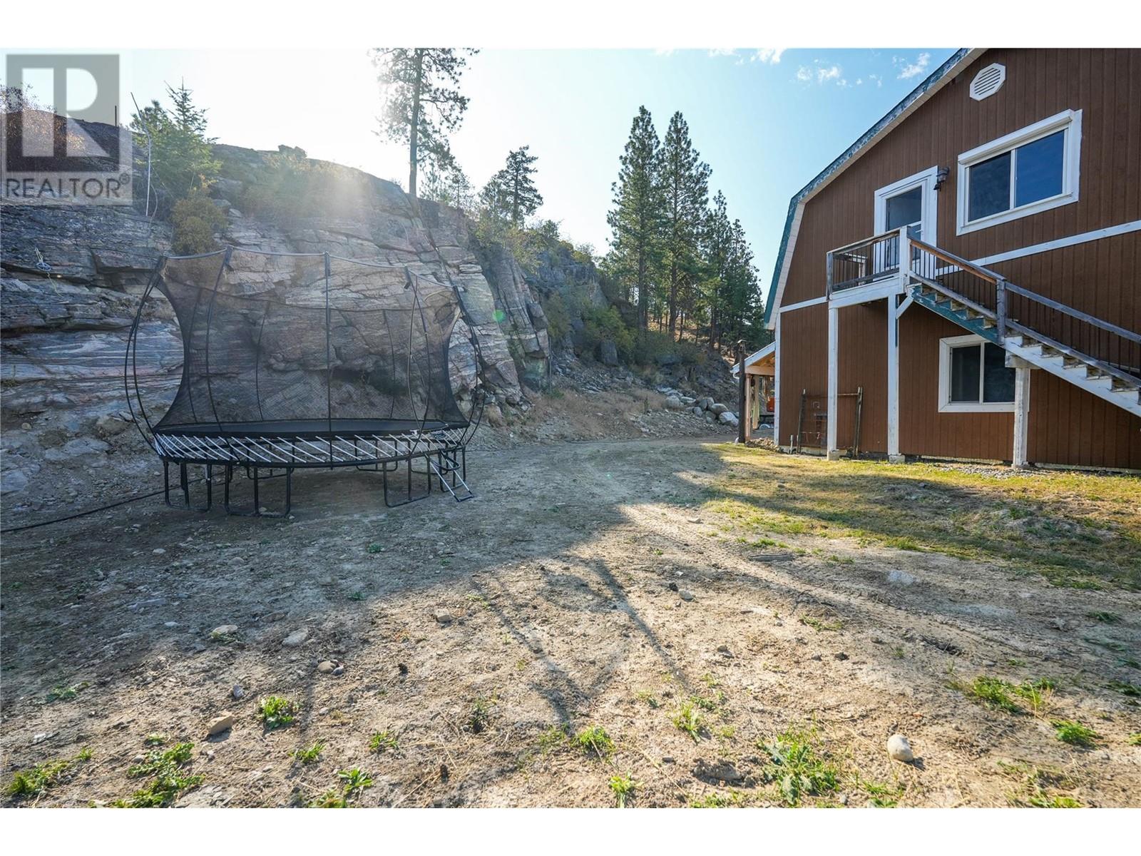 2063 Carmi Road, Penticton, British Columbia  V2A 8V5 - Photo 18 - 10322902