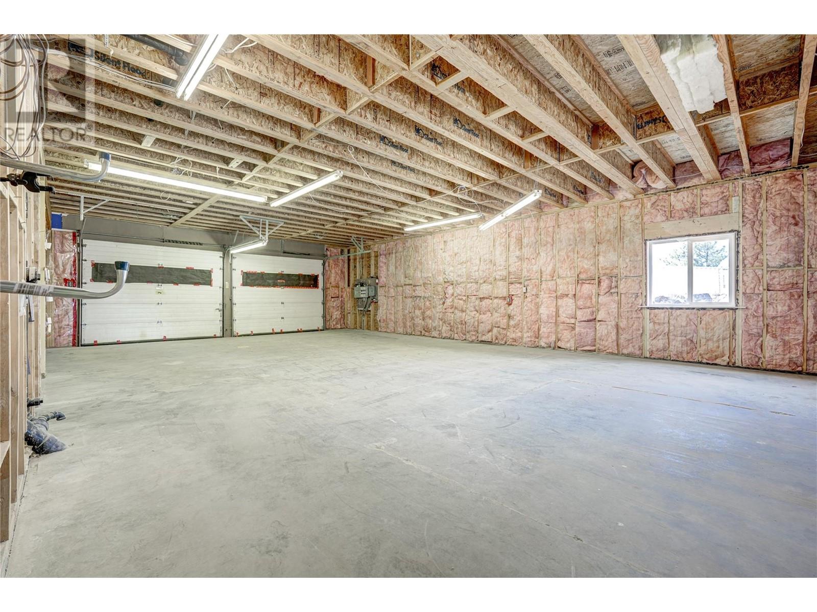 2063 Carmi Road, Penticton, British Columbia  V2A 8V5 - Photo 37 - 10322902