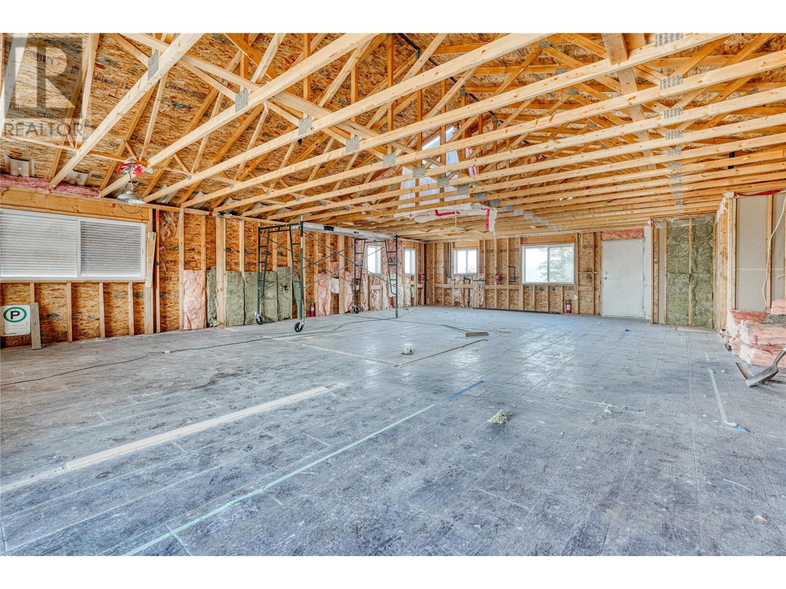 2063 Carmi Road, Penticton, British Columbia  V2A 8V5 - Photo 47 - 10322902