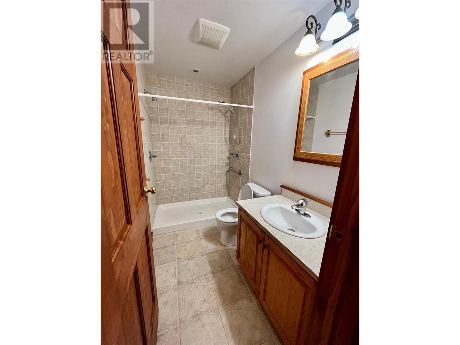 811 Kildare Street, New Denver, British Columbia  V0G 1S0 - Photo 29 - 2479352