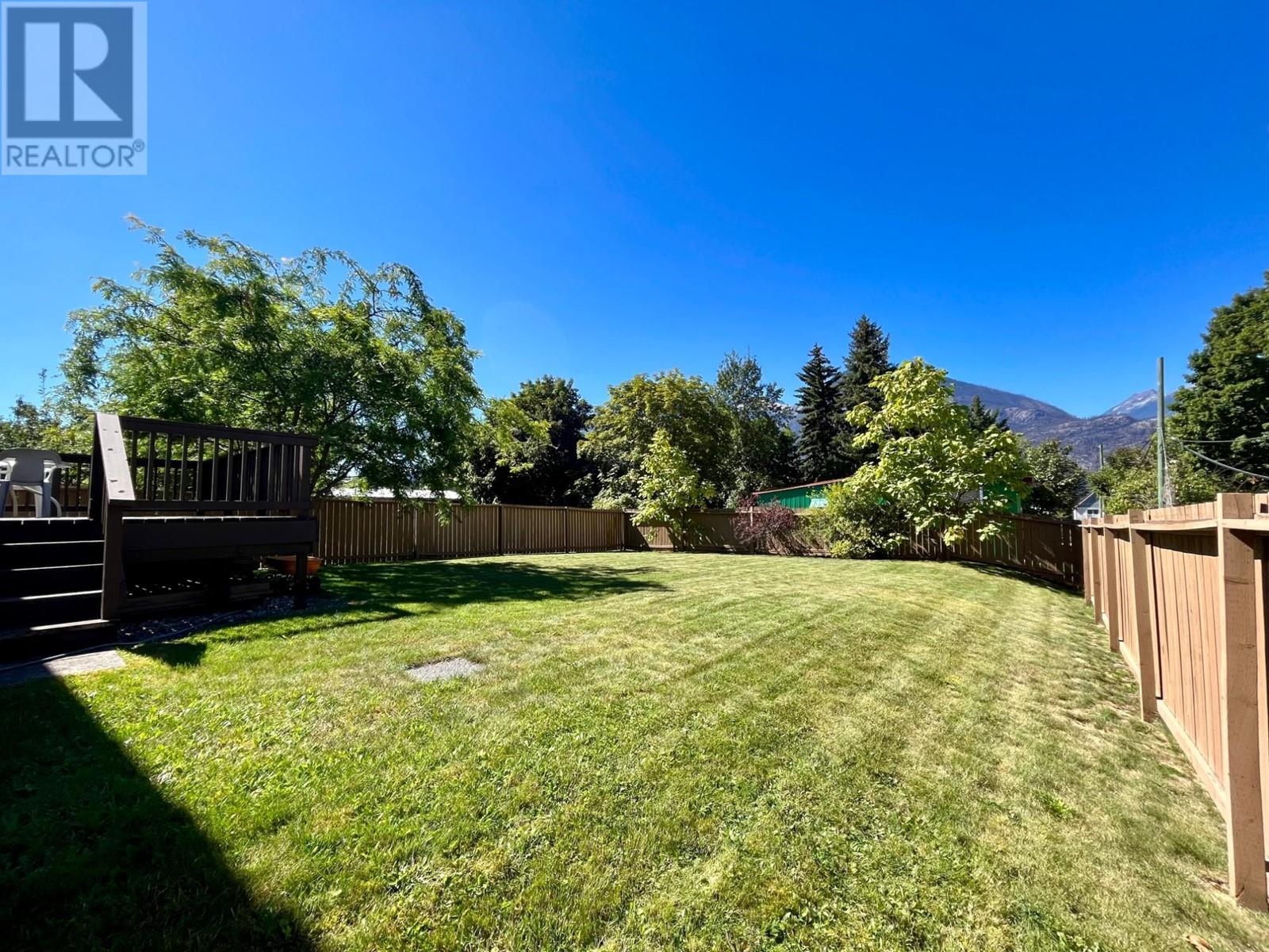 811 Kildare Street, New Denver, British Columbia  V0G 1S0 - Photo 39 - 2479352