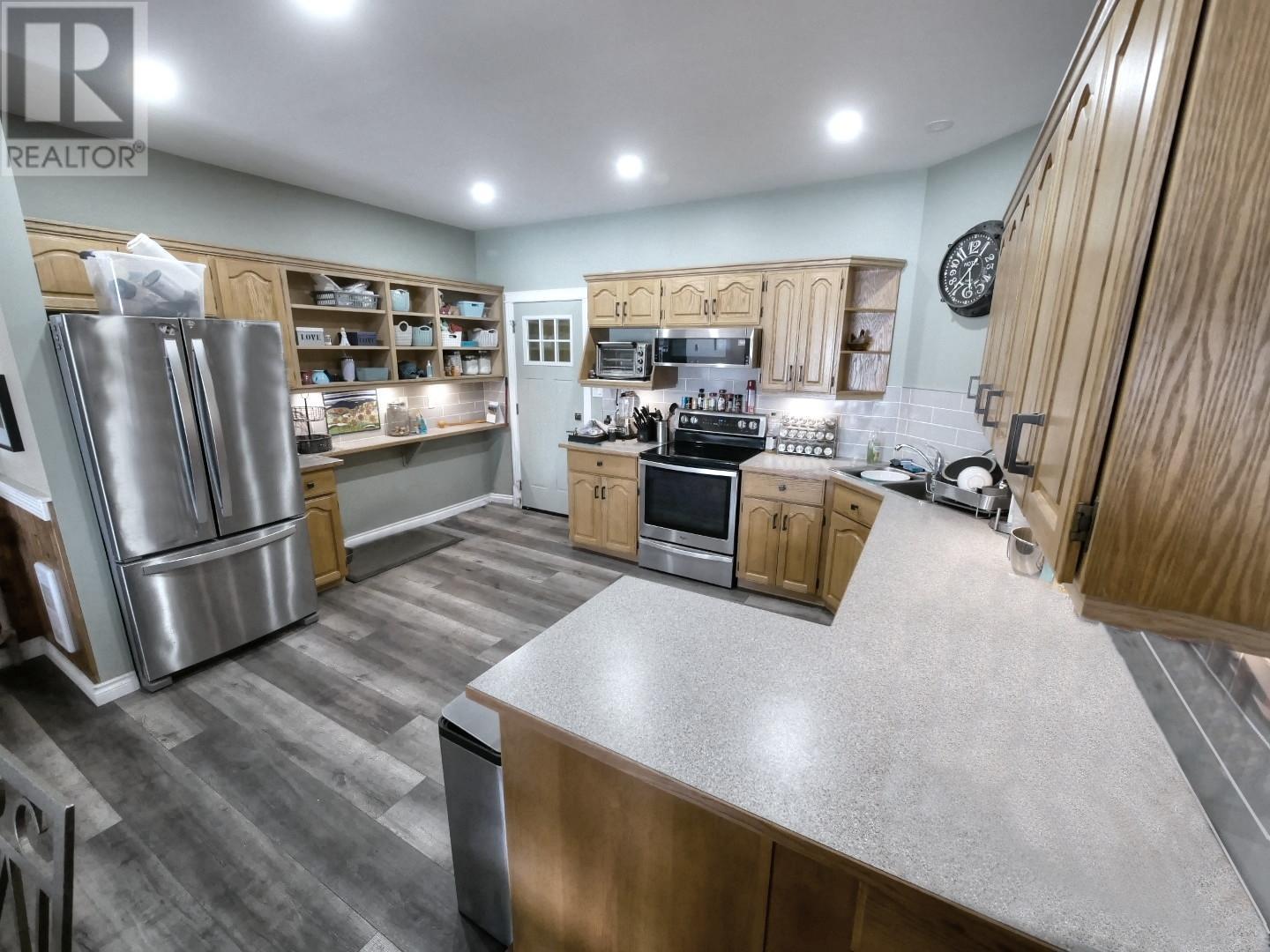 4008 Arrow Park Frontage Road, Arrow Park, British Columbia  V0G 1R1 - Photo 10 - 2479632