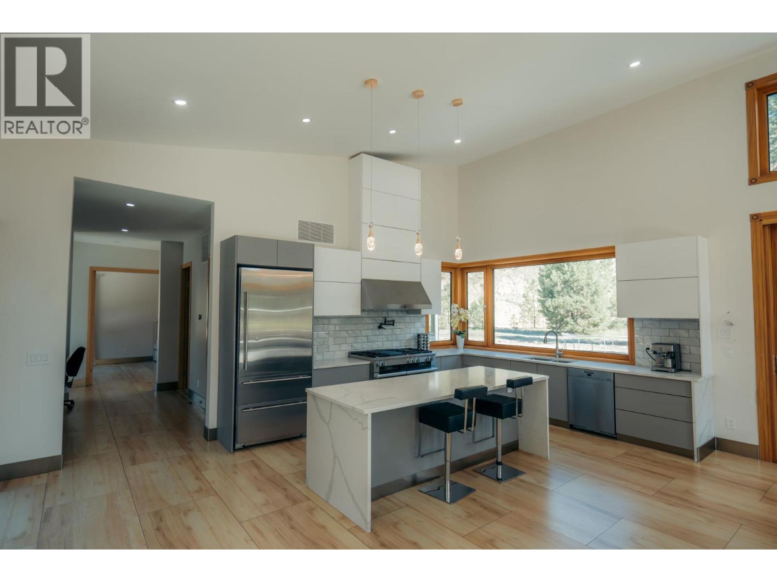 2465 Coalchute Road, Grand Forks, British Columbia  V0H 1H2 - Photo 18 - 2479693