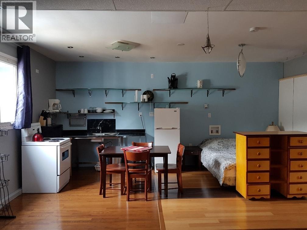 88 1st  Nw Avenue, Nakusp, British Columbia  V0G 1R0 - Photo 18 - 2479779