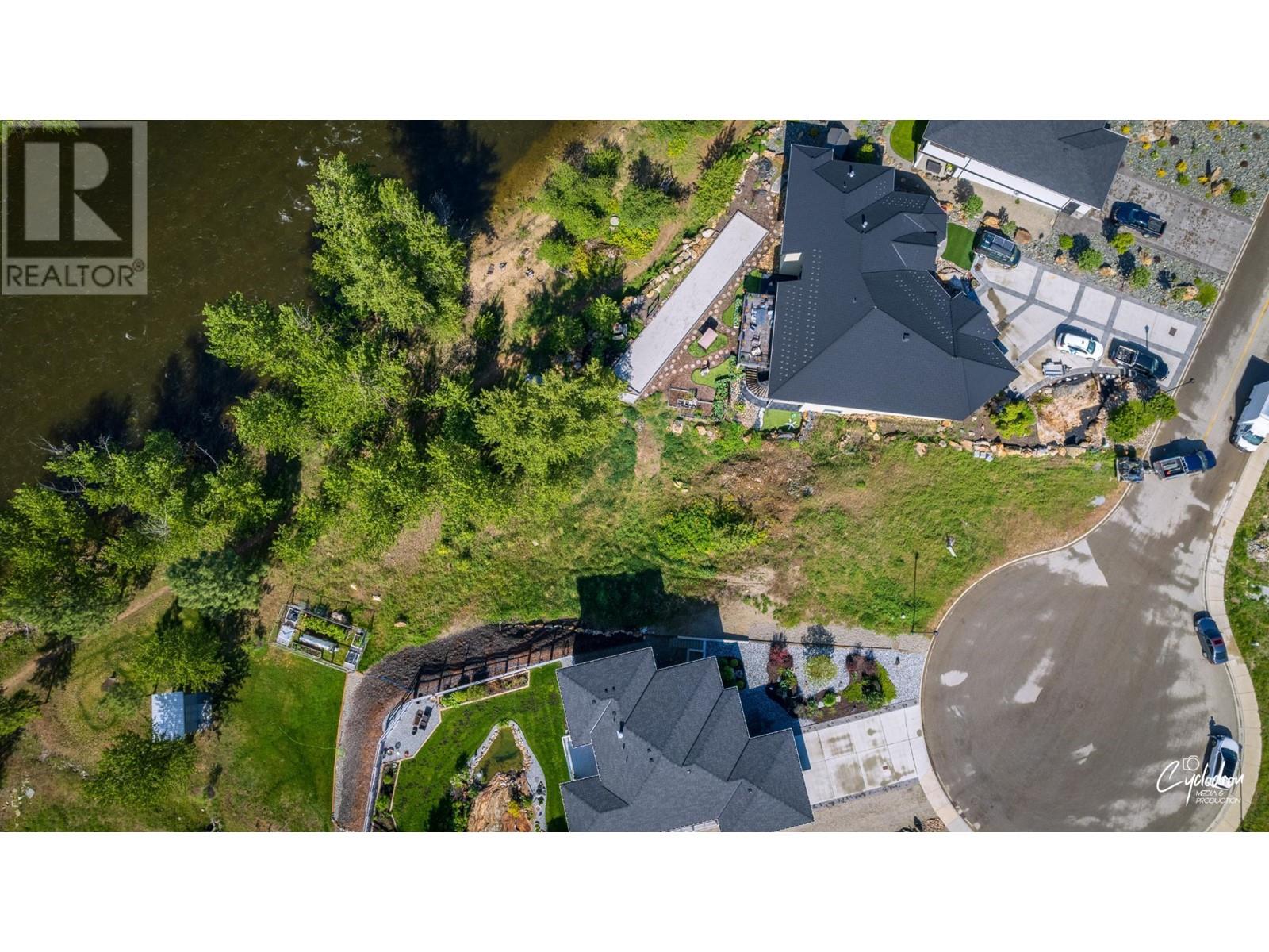 8840 Riverside Drive, Grand Forks, British Columbia  V0H 1H0 - Photo 4 - 2479805