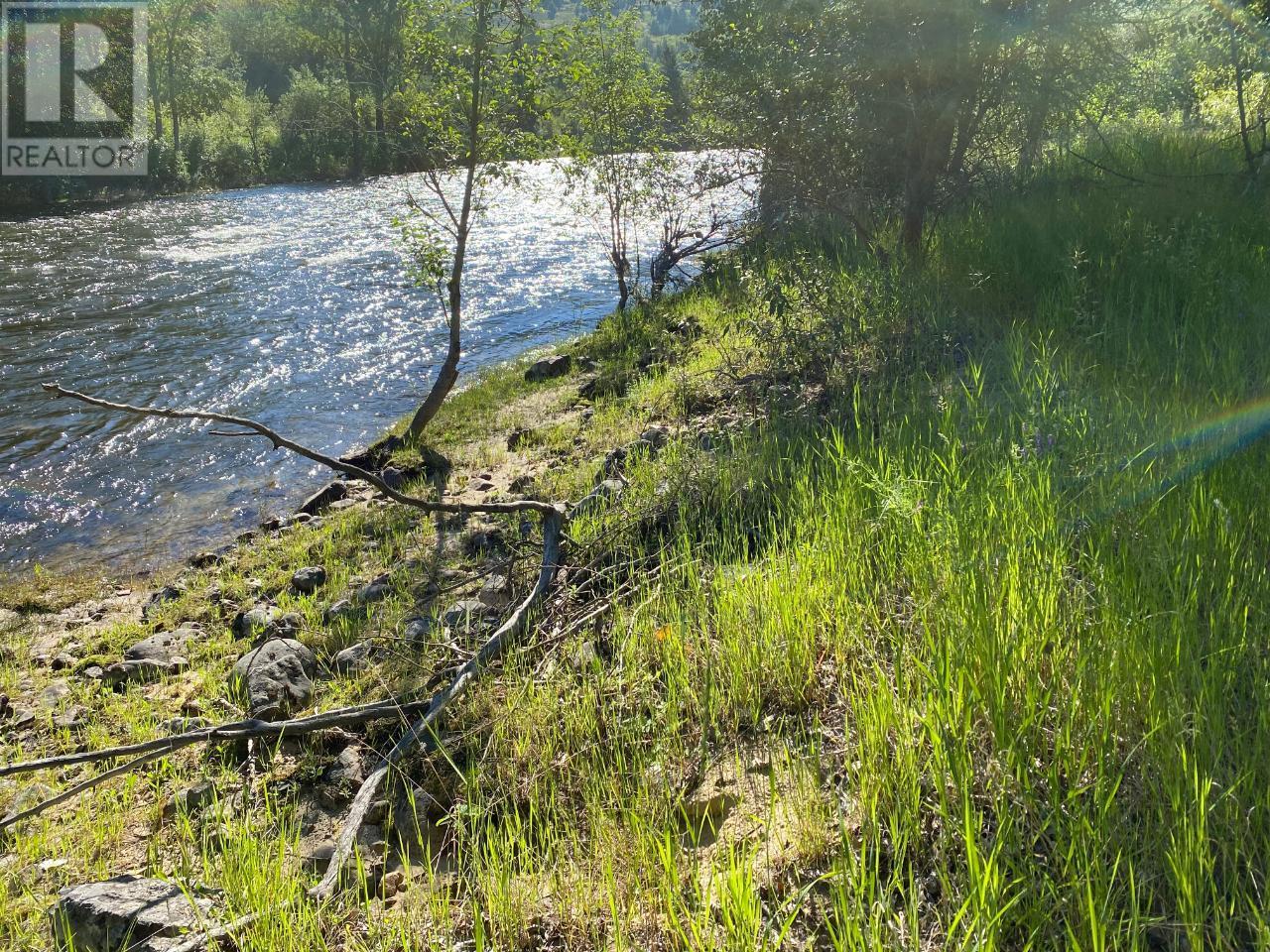 8840 Riverside Drive, Grand Forks, British Columbia  V0H 1H0 - Photo 8 - 2479805