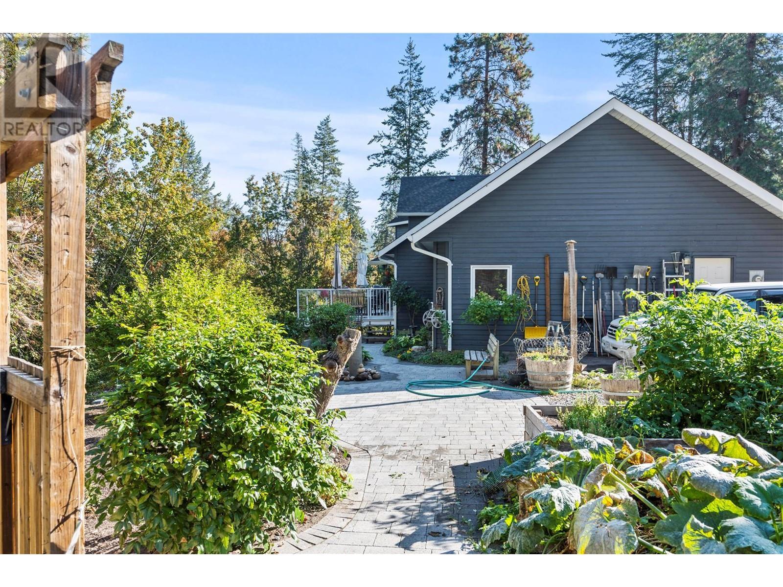 9292 Kokanee Road, Vernon, British Columbia  V1H 1K4 - Photo 61 - 10325211