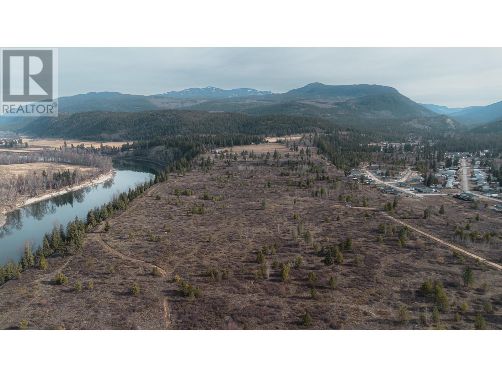 5088 Barriere Town Road, Barriere, British Columbia  V0E 1E0 - Photo 3 - 181230