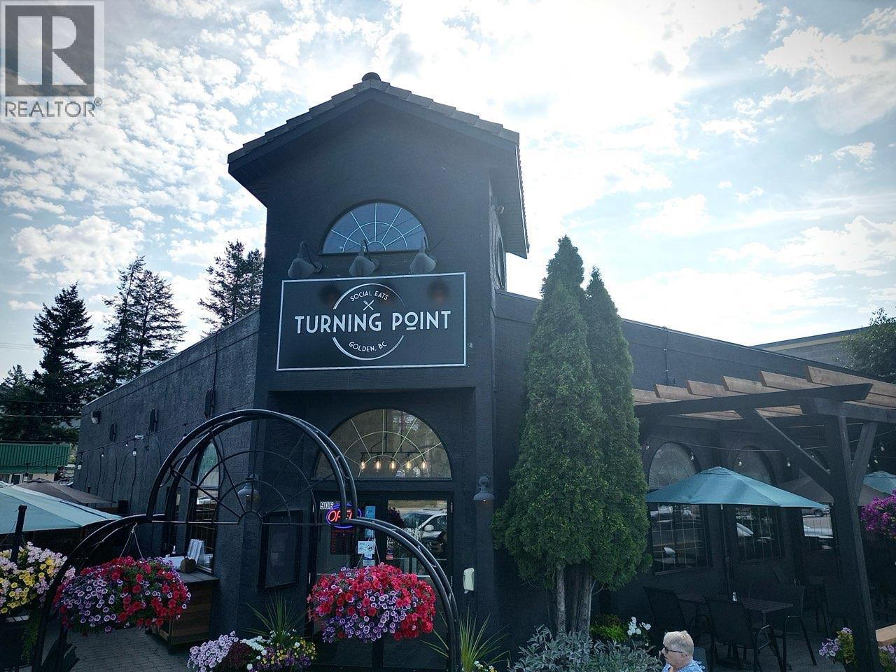 906 11th Avenue, Golden, British Columbia  V0A 1H0 - Photo 2 - 2479990